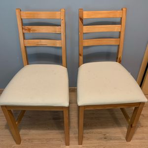 2 chaises IKEA modèle Lerhamn - Assise à refaire