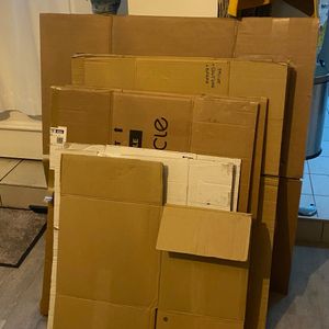 Donne cartons de déménagement