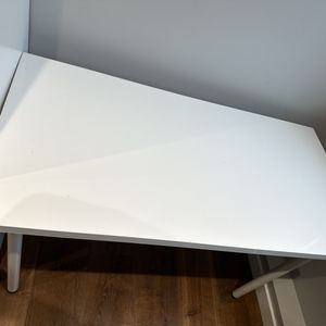 Bureau IKEA blanc 
