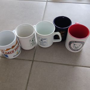 Lot de Mugs variés 