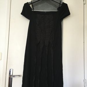 Robe noire courte taille 2