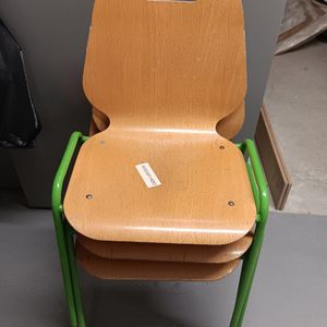 3 chaises école 