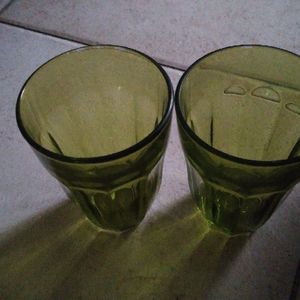 2 verres colorés 