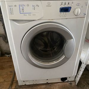Machine à laver fonctionne  