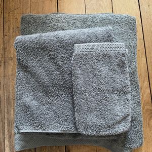 Ensemble de serviettes de bain grises
