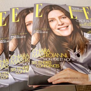 Lot 3 magazines Elle