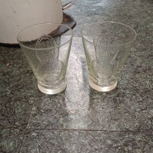2 verres à eau 