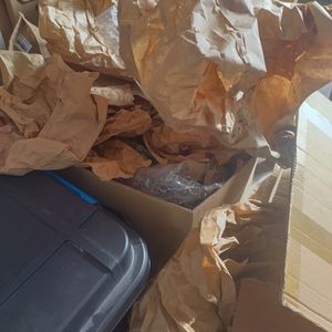 Cartons + protections papier et plastique