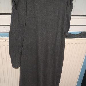 Robe pull taille 2 