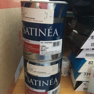 Boîtes de peinture acrylique 