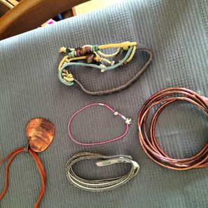 lot bracelets collier