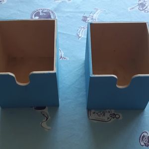 2 boîtes peintes rangement bureau