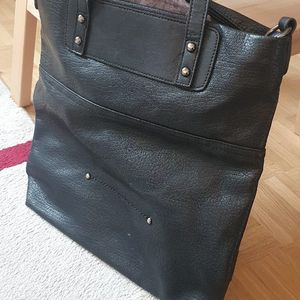 Grand sac à main noir