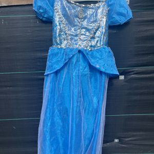Robe Reine des neige princesse 128cm