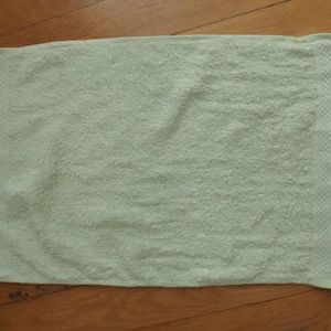 2 serviettes 30 cm x 50 cm