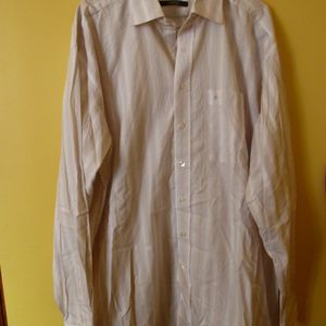 Chemise beige à fines rayures 42