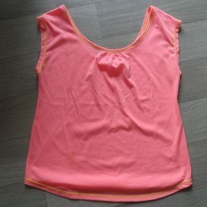 T-shirt Taille 38/ 40 rose