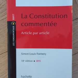 La constitution commenté 2015