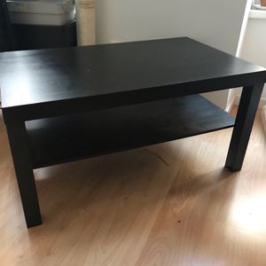 Table basse IKEA noire
