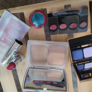Lot maquillage (3)