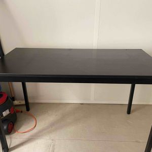 Table noir 