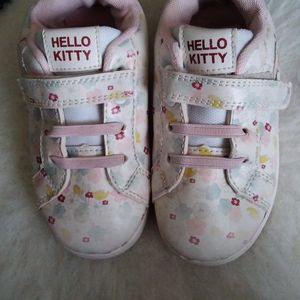 Basket hello Kitty taille 25