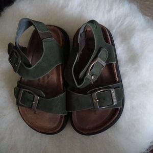 Chaussures taille 23 