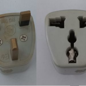 Adapteur vers prise UK (avec terre)