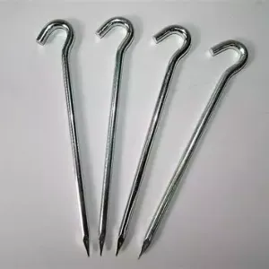 Cherche sardines de tente