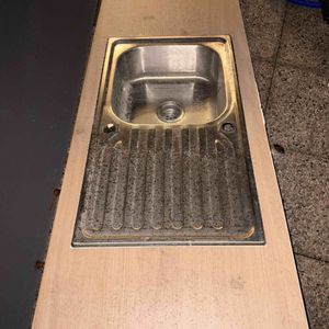 Plan de travail avec évier inoxydable 