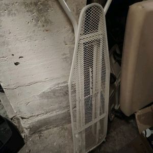 Table à repasser 