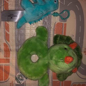 Peluche porte clés et hochet dino