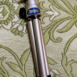 Trépied pour appareil photo numérique 