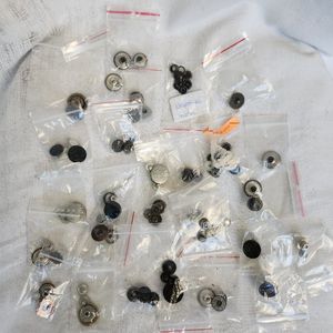 Lot de boutons pressions