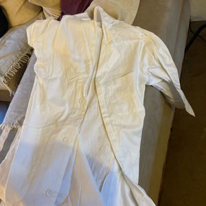 Veste longue blanche pour sc physiques ou biologie