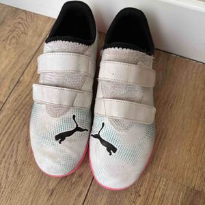 Chaussures foot Puma 35