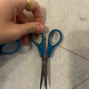 Ciseaux à bouts ronds 