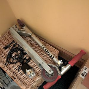 Petite trottinette djbug rouge