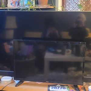 Réservée - Pour pièces tv 55"