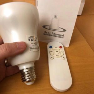 Haut parleur ampoule 