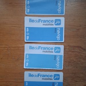 4 Navigo Easy (RÉSERVÉS)