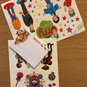 Autocollants et pochoir de maquillage