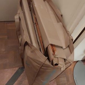 5 grands cartons rectangulaires pliés 