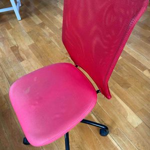 chaise rouge