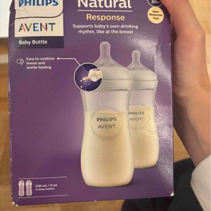 Don biberons neufs bébé 3 mois 