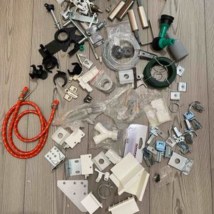 Lot de quincaillerie 