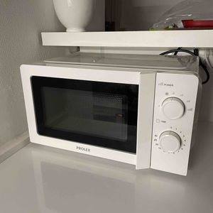 Micro-ondes en excellent état Prolex