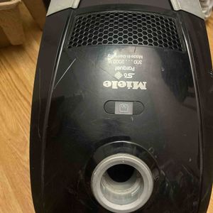 Aspirateur Miele HS