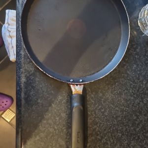 Casserole et pôles non compatibles vitrocéramiques