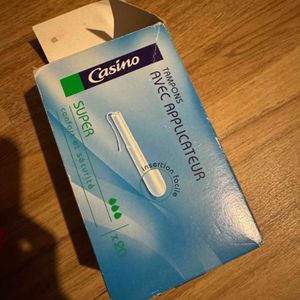 Tampons avec applicateur 